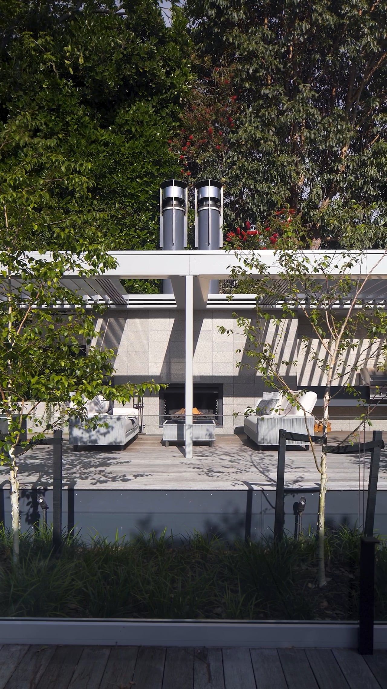 Louvretec Retractable Roof