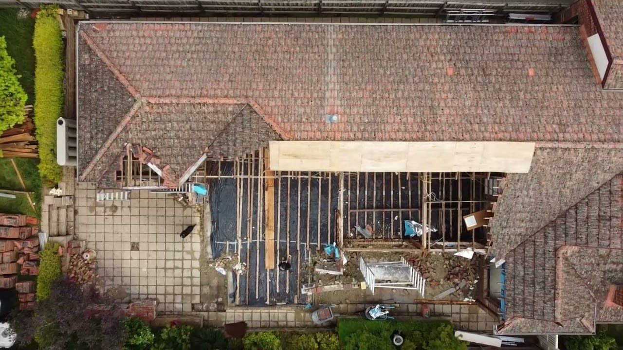 Glen Iris Renovation, Demolition Stage, Inside and Out Builders video