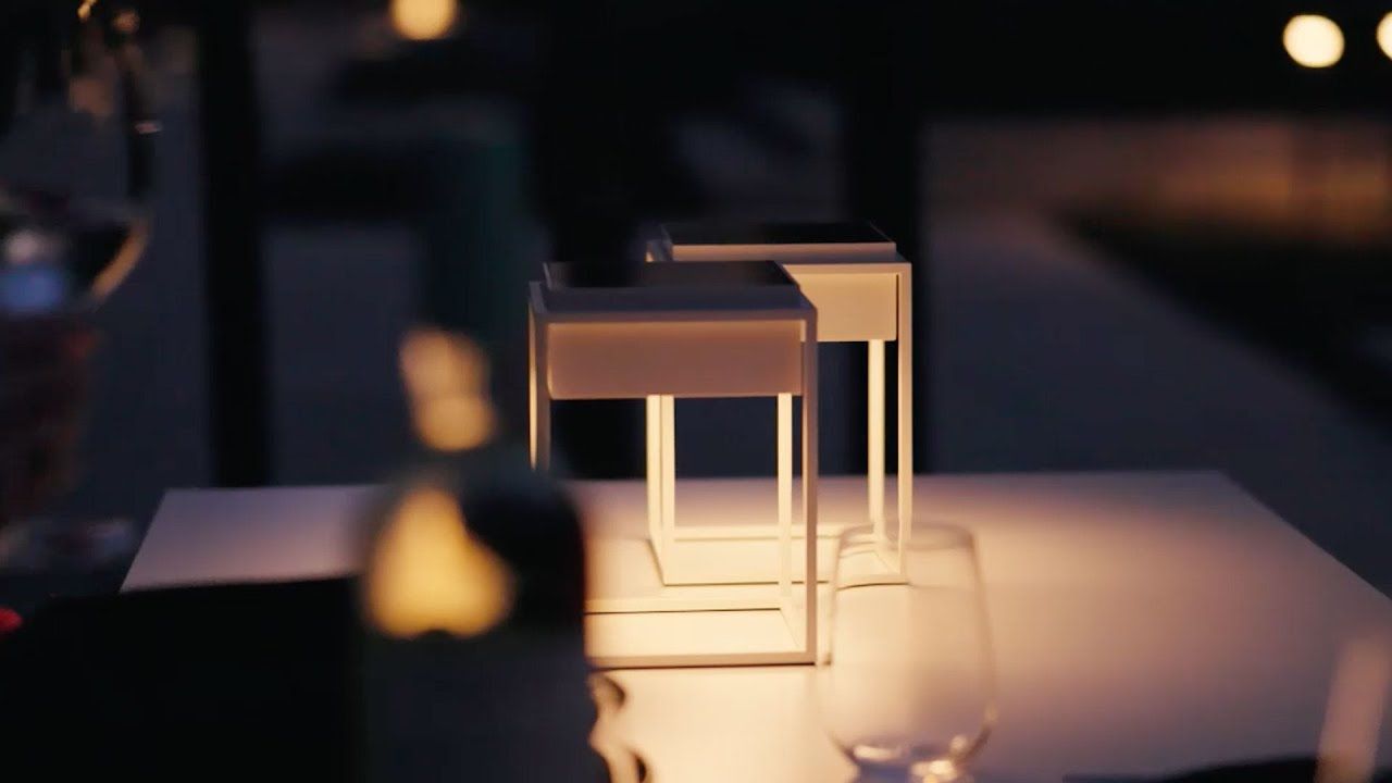 Qua Solar Lamp
