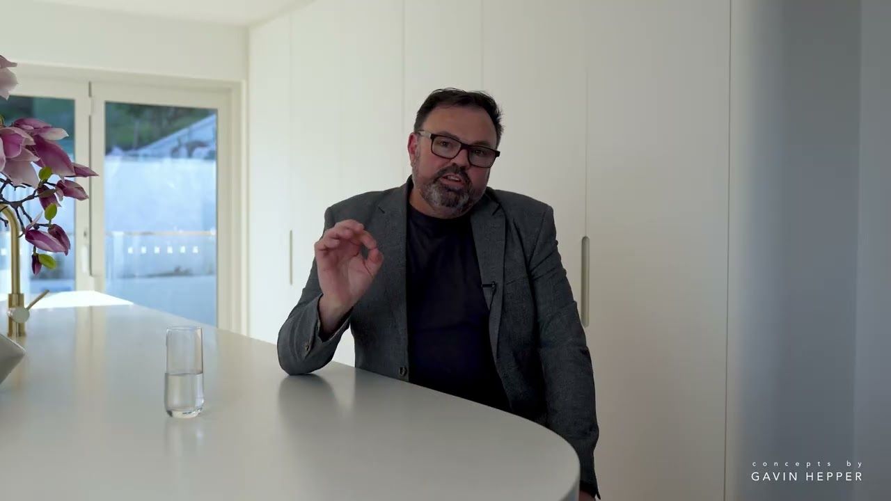Join us as we dive deep into the breathtaking transformation of 'The Avenue', a south coast gem redesigned by the renowned Gavin Hepper. In this exclusive interview, Gavin takes us on a journey through this modern coastal abode, revealing his inspirations