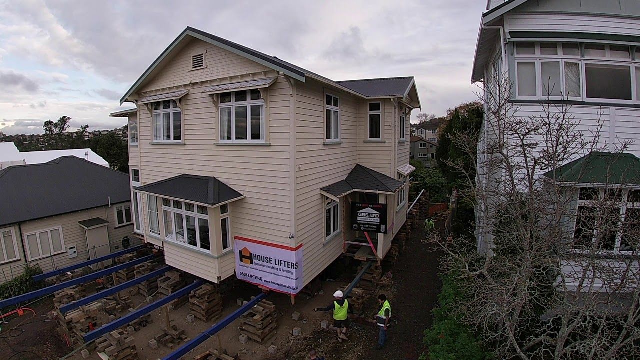 QBS Construction - Heritage house slide - Pre foundations/Renovation