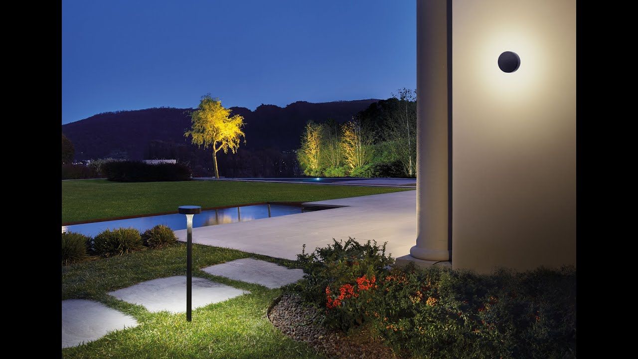 Très Jolie | Applique, bollard and free standing table
