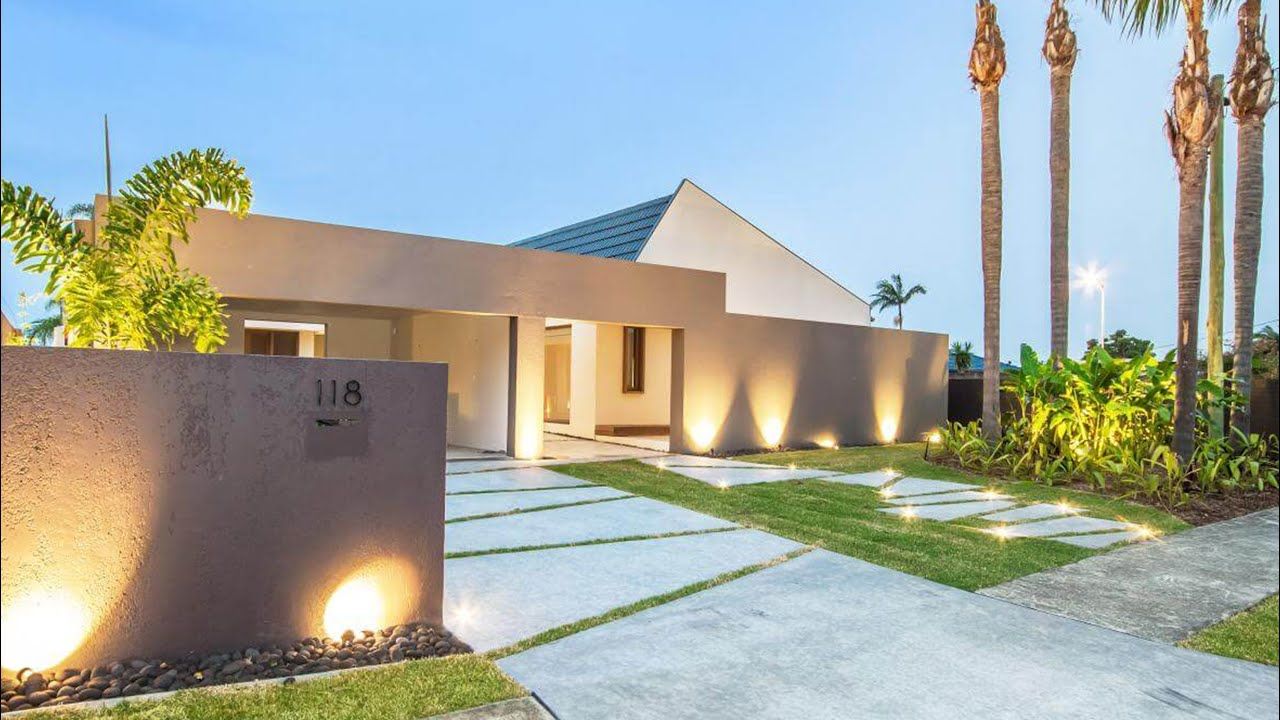 Mallawa Drive, Palm Beach