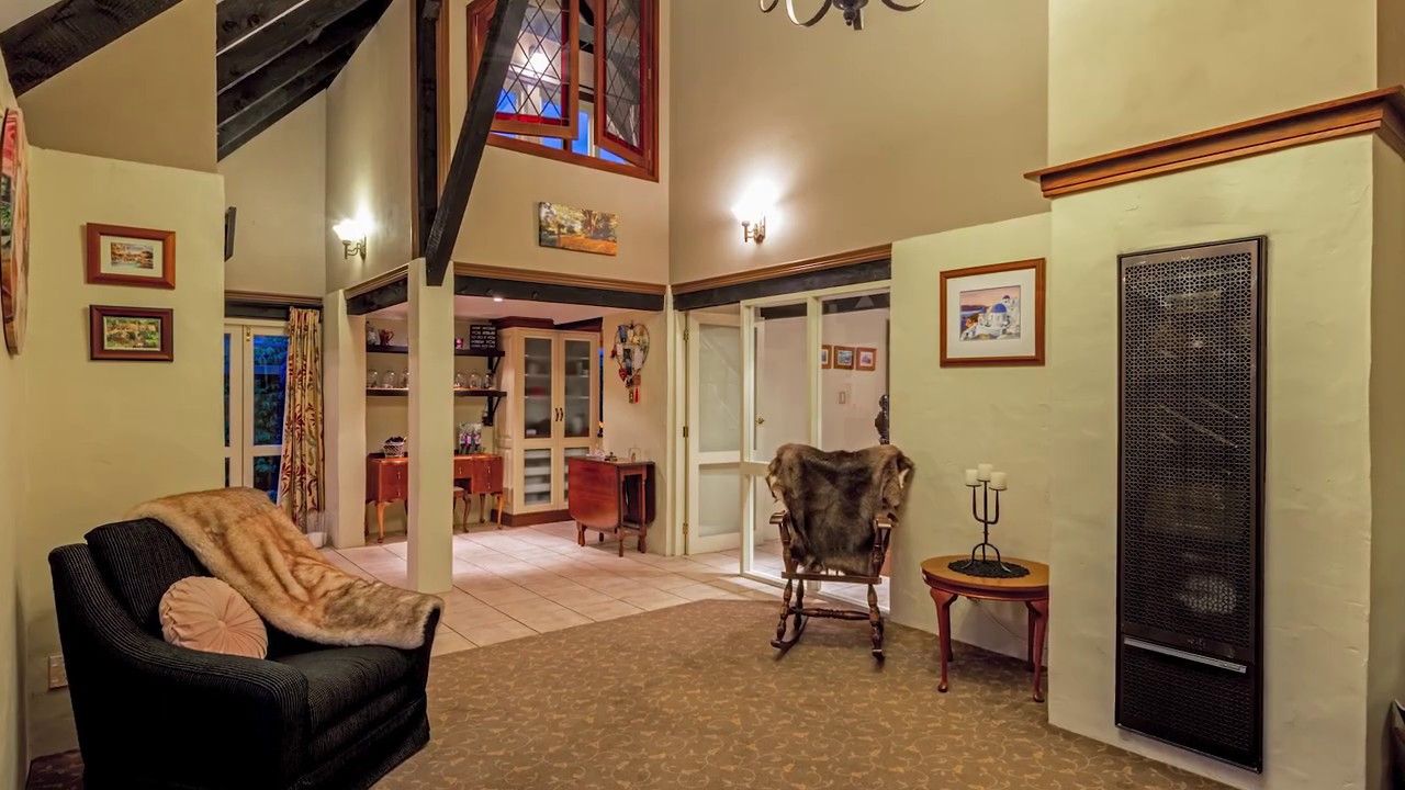 Classic Contemporary and pure class. video