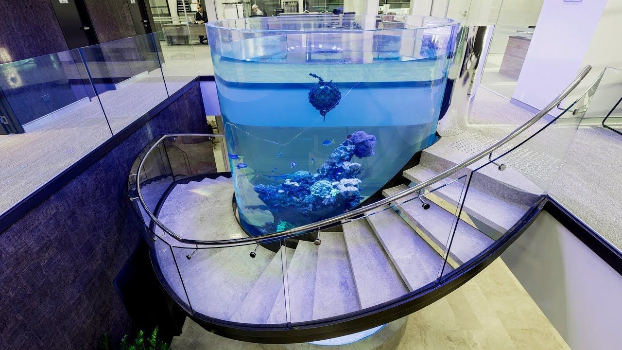 Glasshape - Curved Glass Staircase Balustrade - Zorzi Builders