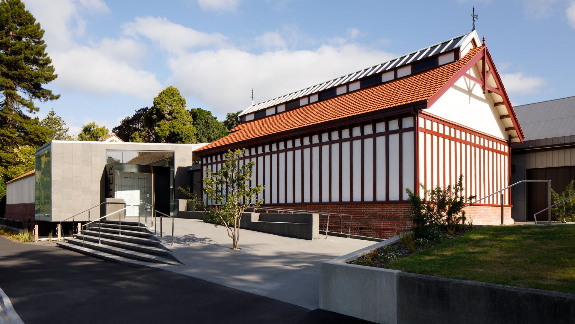 The Suter Art Gallery, Nelson banner