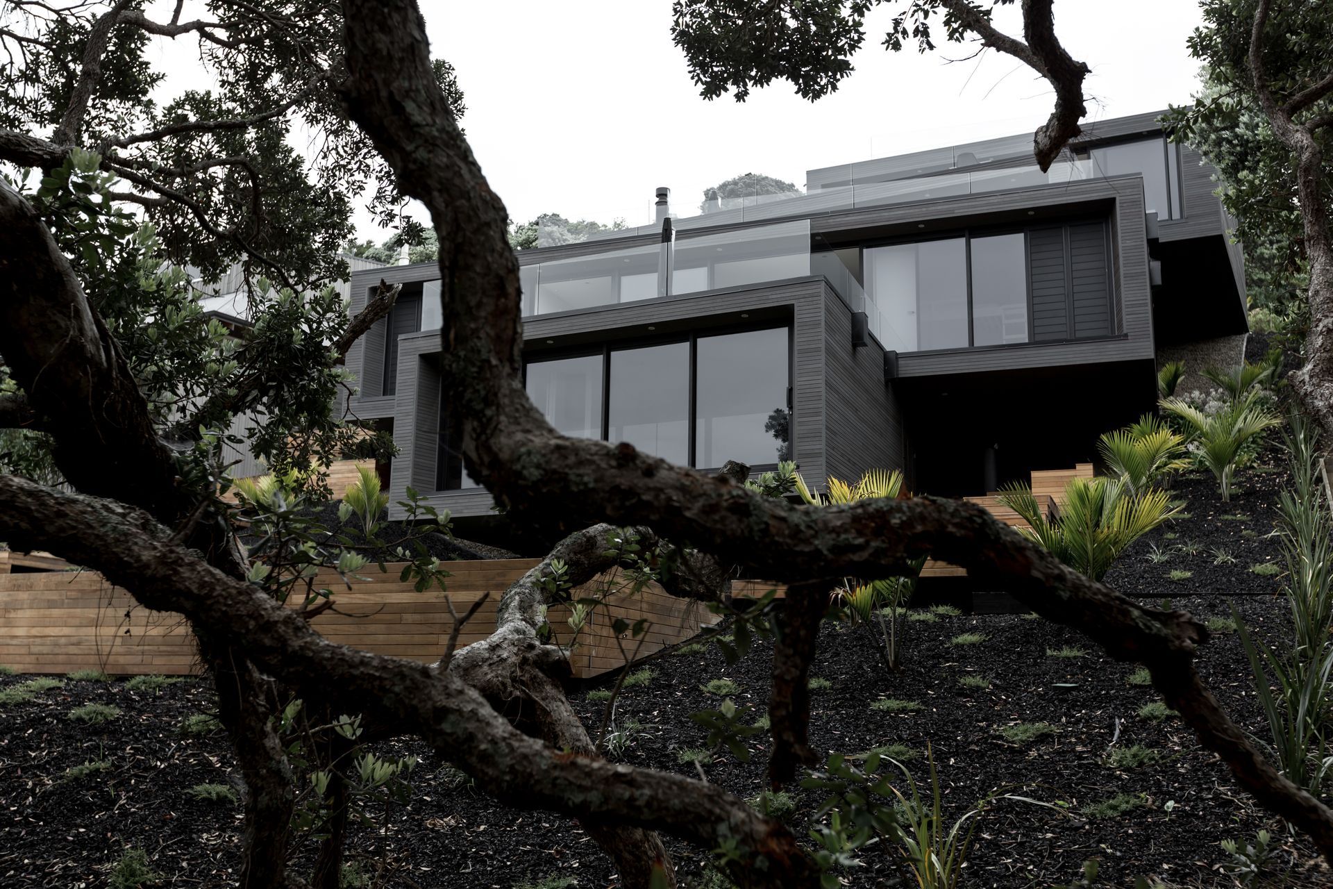 Clark House	Hahei