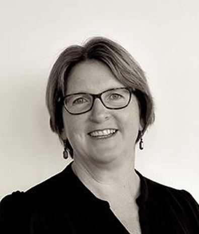 Nicola Griffiths
