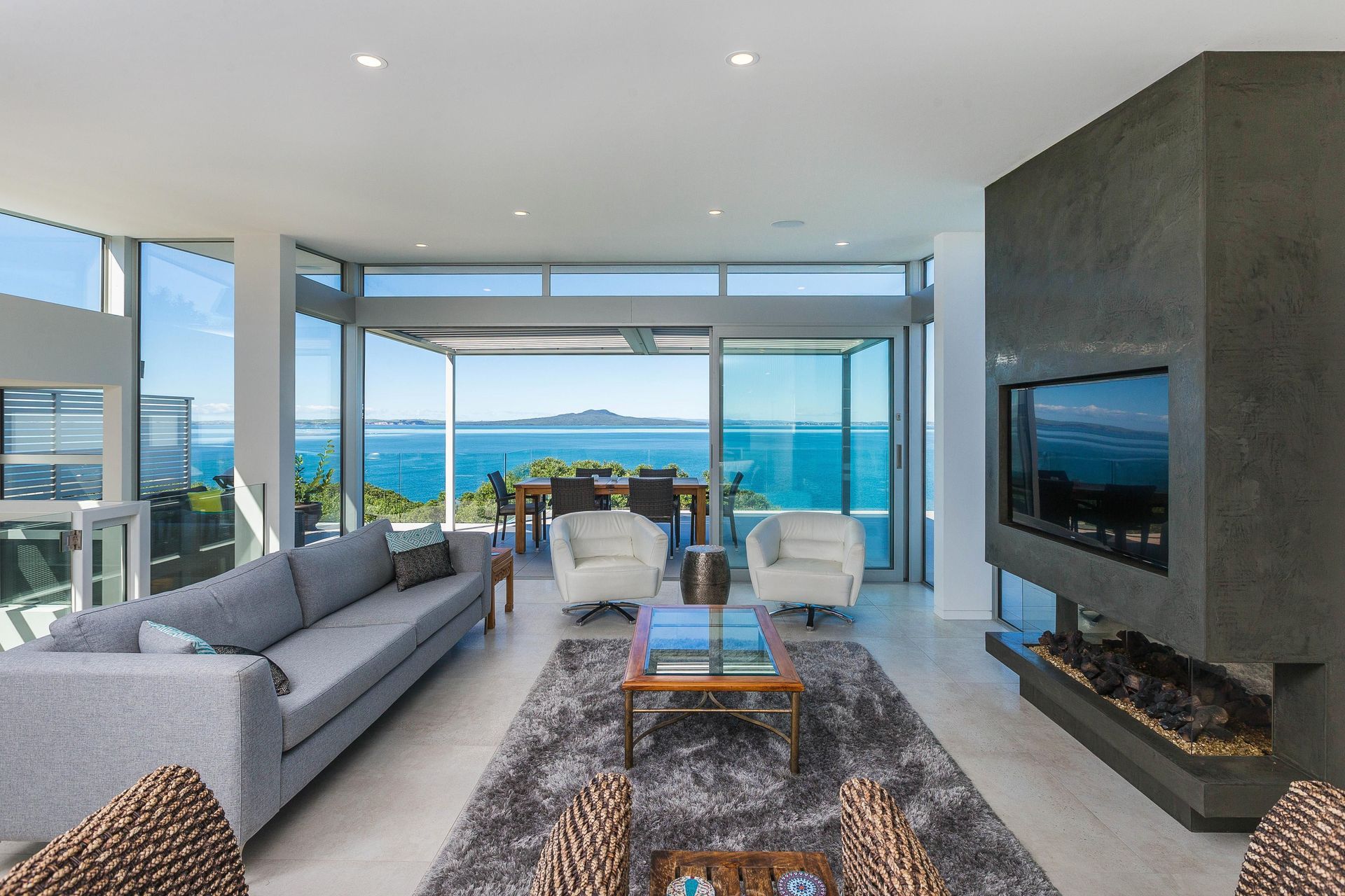 Day Residence
