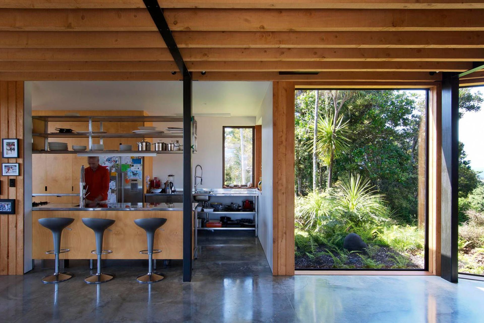 NGUNGURU HOUSE
