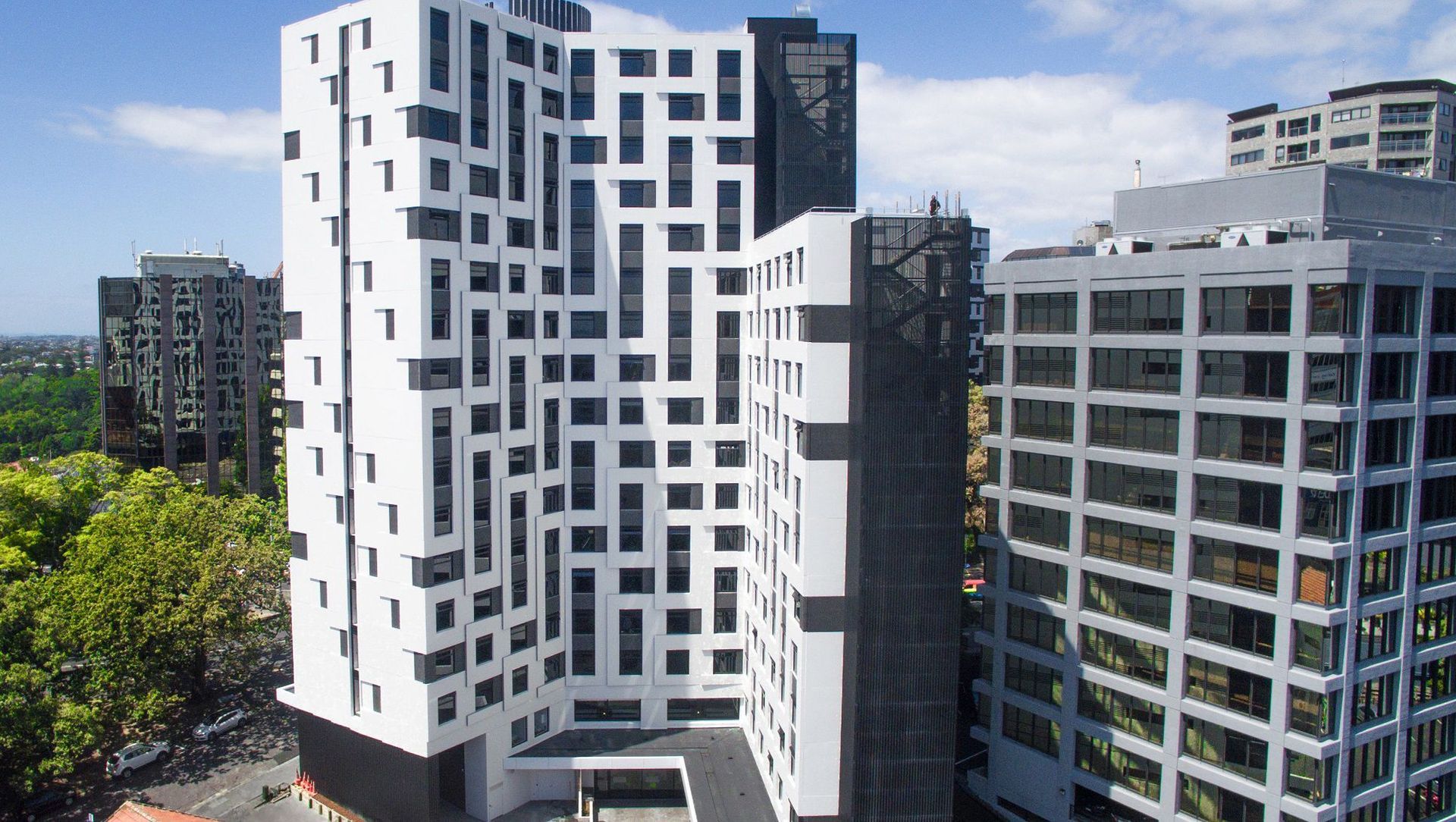 Unilodge, Symonds St  banner