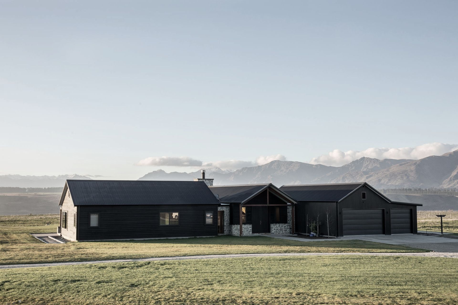 Clutha River House