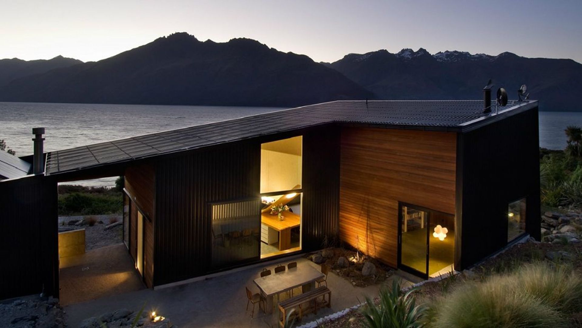 Drift Bay House banner