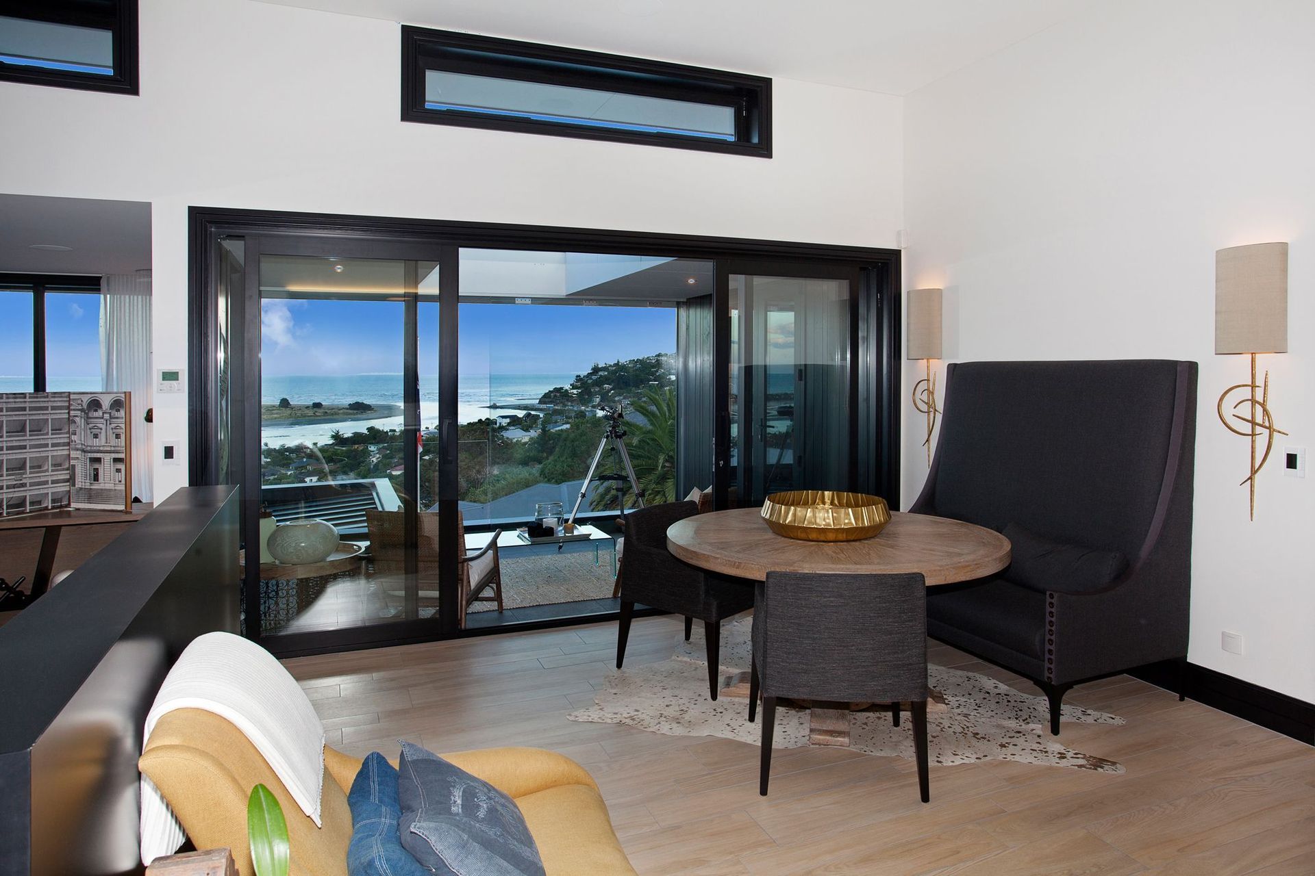 DJ Hewitt Show Home