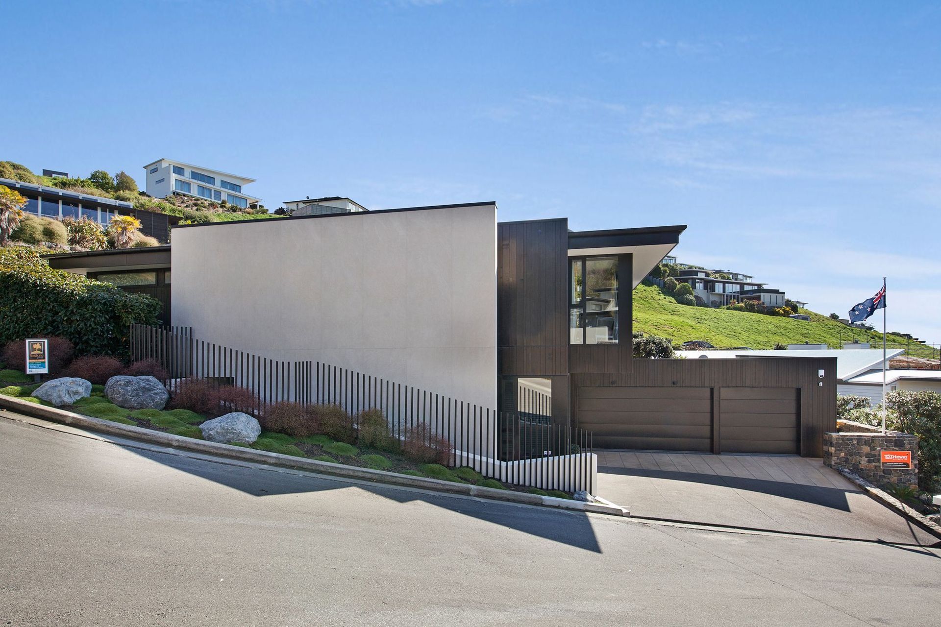 DJ Hewitt Show Home