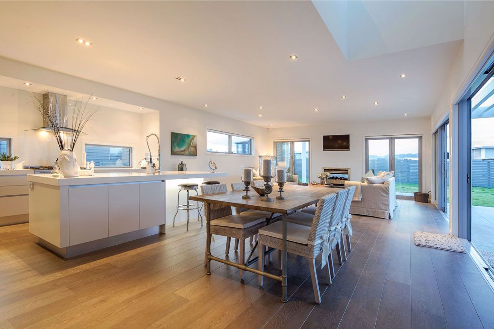COOK HOLIDAY HOME