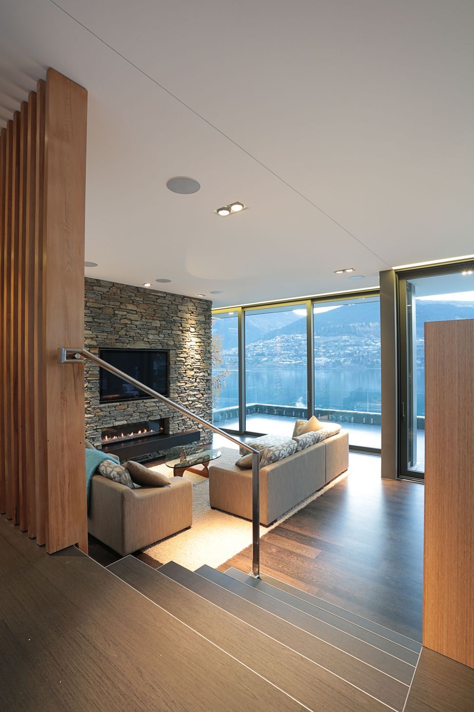 The Oliver House, Kelvin Heights, Queenstown