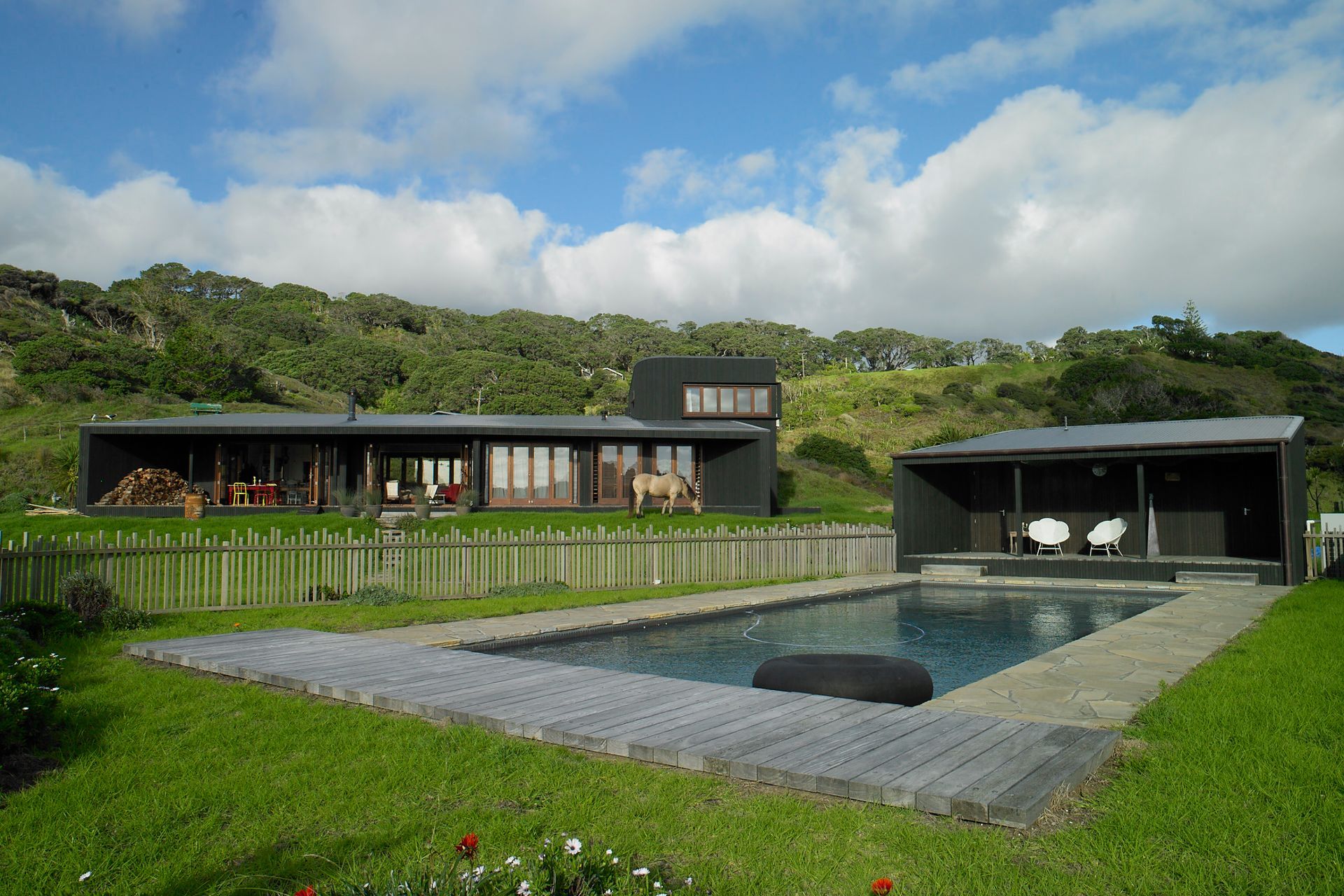 Te Henga House