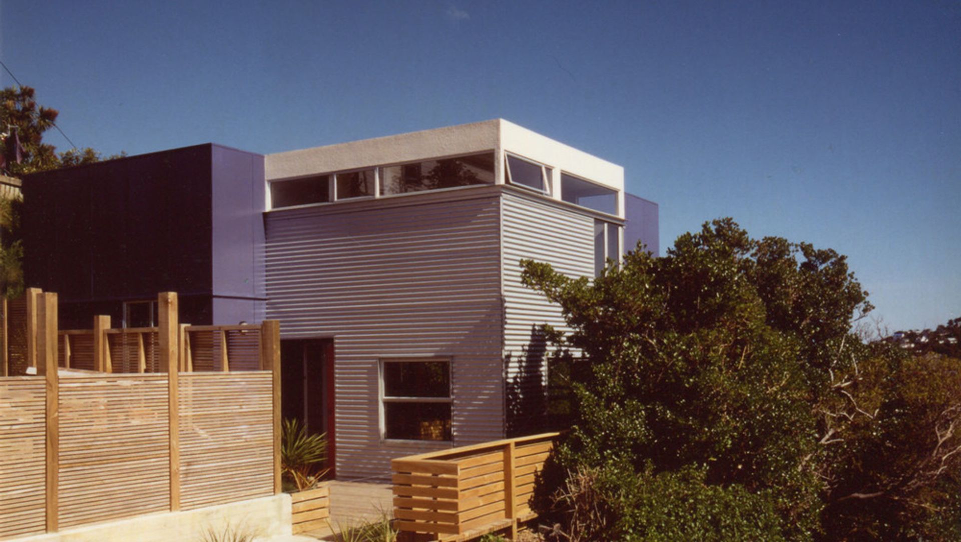 Hataitai House 1995 banner