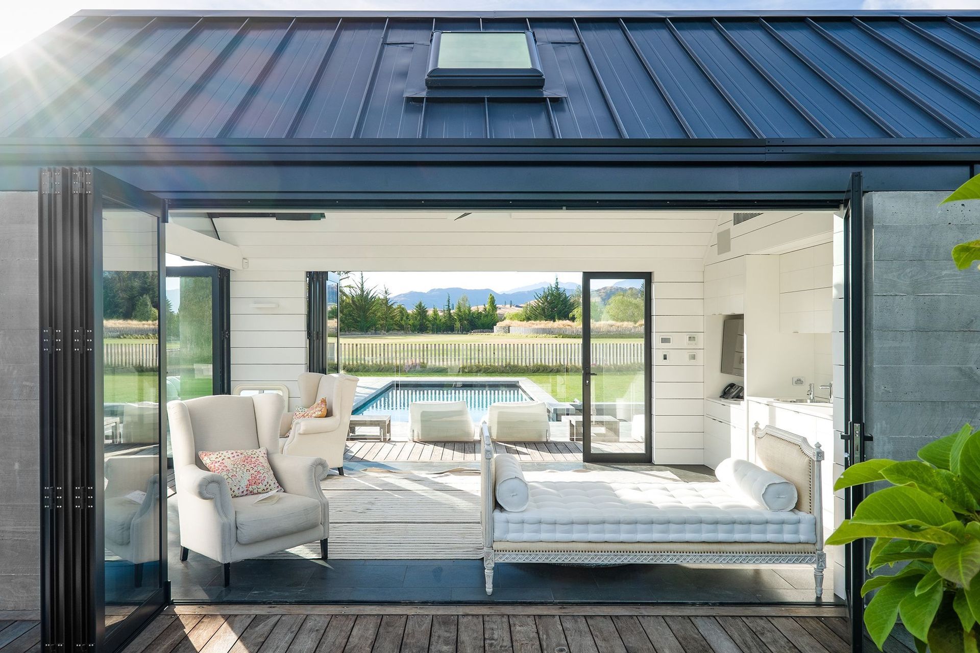 Hawea Pool Cabana