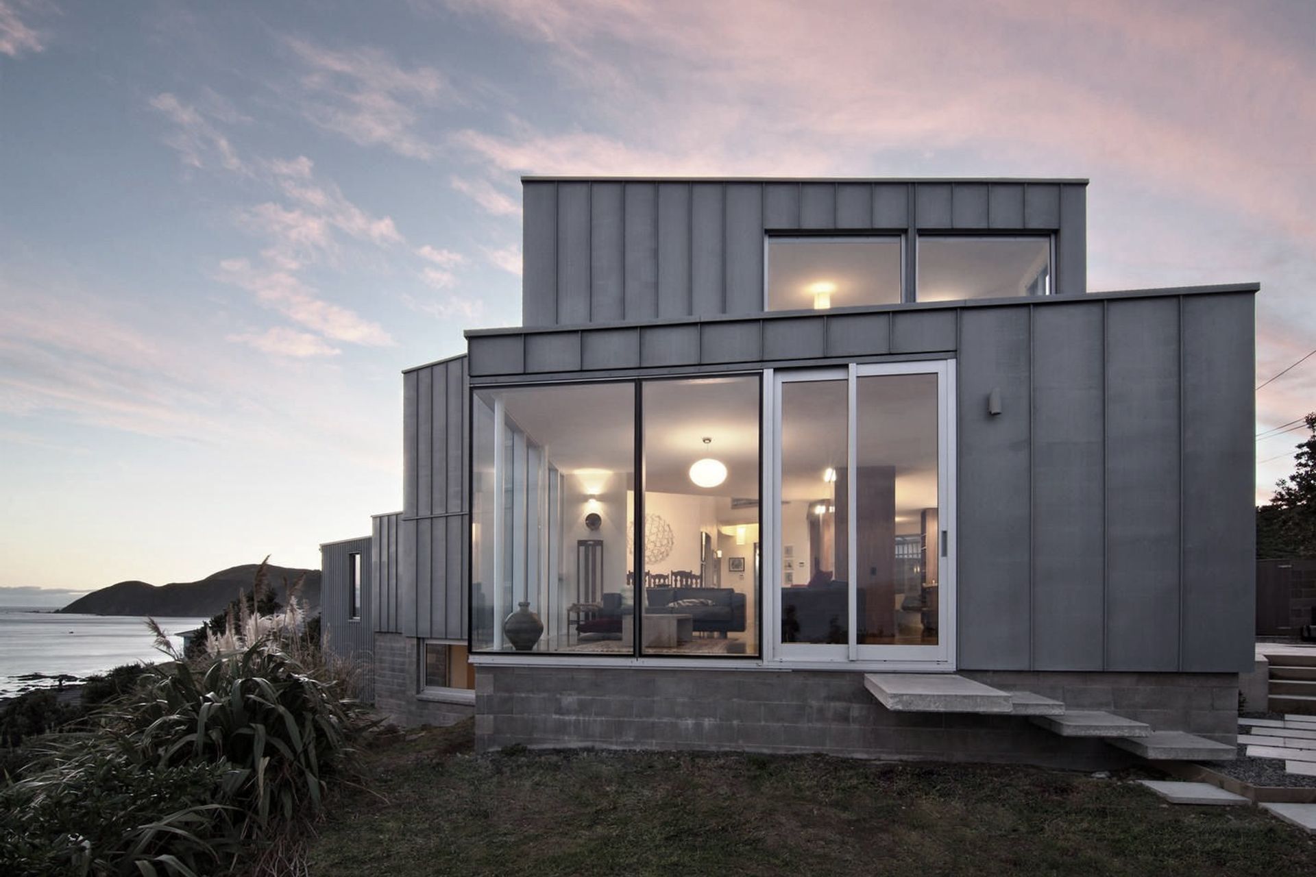ISLAND BAY HOUSE