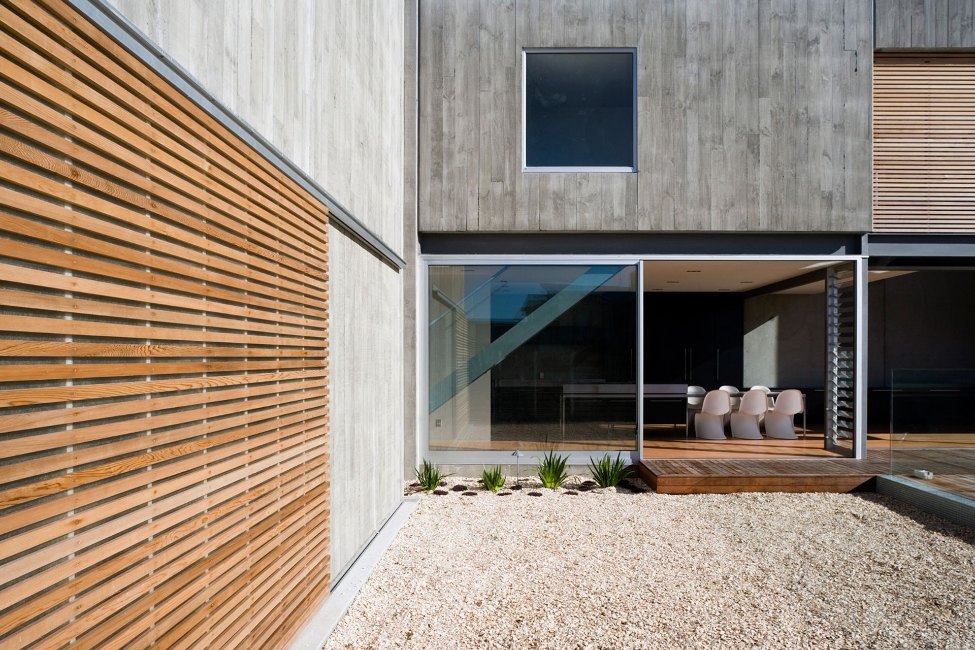 CROSS HOUSE