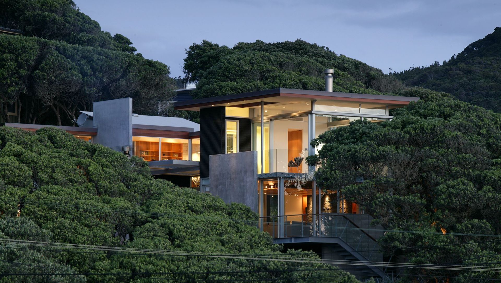 Piha House banner