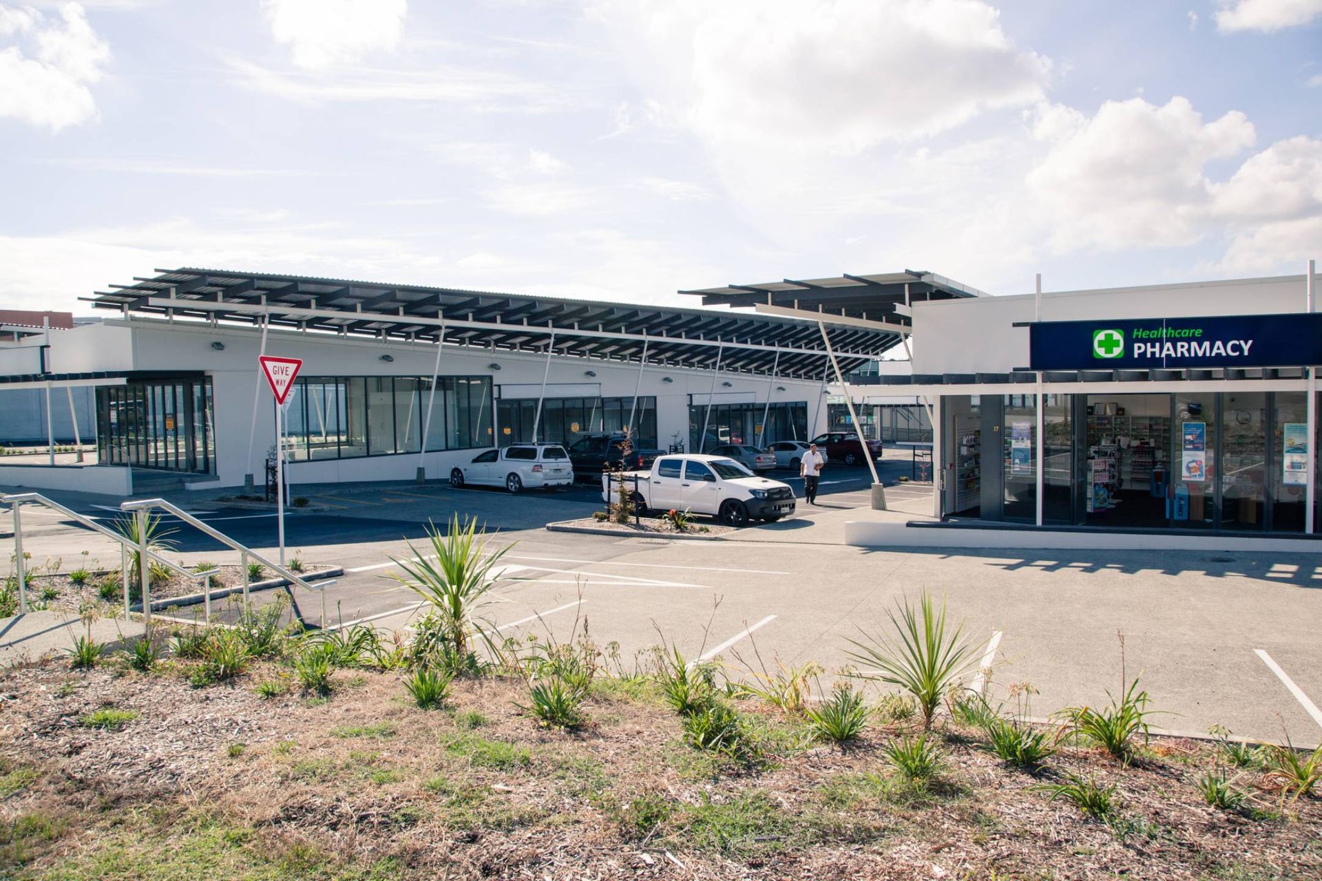 Rosedale Retail