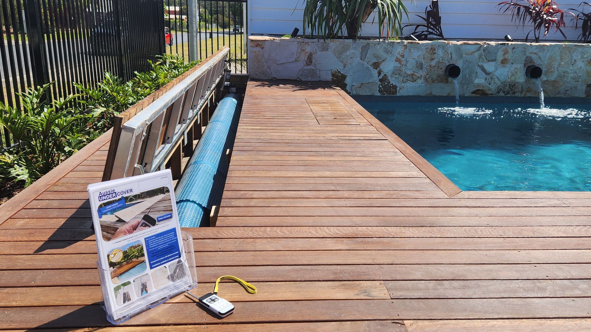 PowerLift Frame at Nowra Local Pools Display Centre video