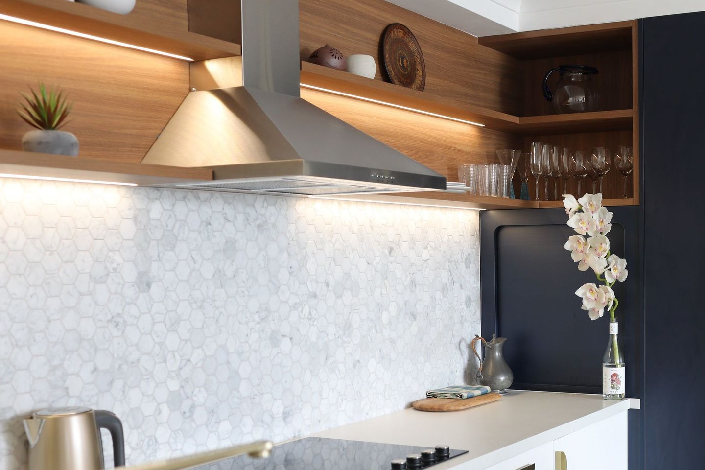 Two system types have been designed (CH and CR) for the Flexyled, with different connection systems to suit a wide variety of situations and installation types. Project by Above Board Design &amp; Cabinetry, Tauranga.