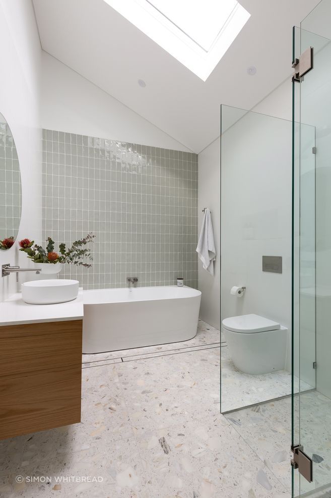 Milu Odourless in-wall cistern, pans and flushplates feature in Allambie residence By ViewThru and Christina Prescott design.