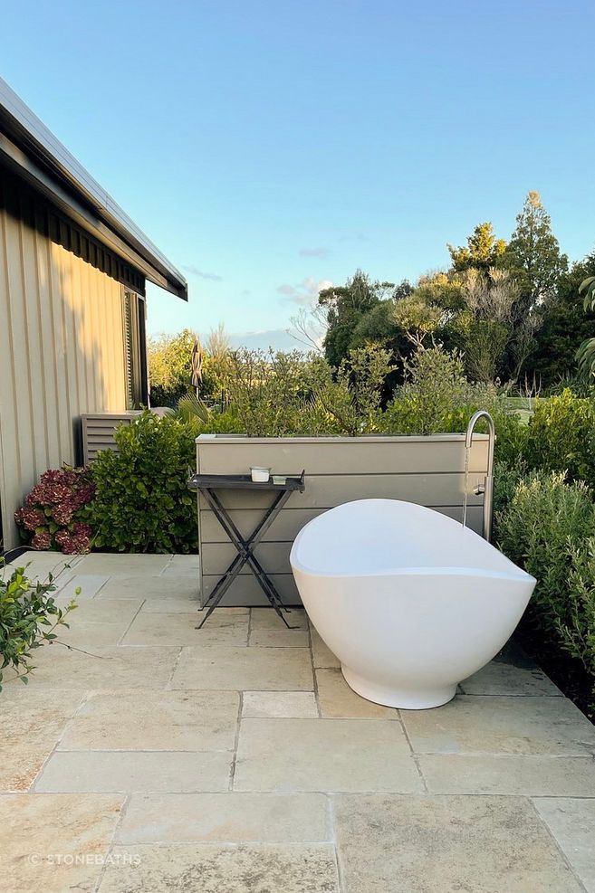 Stonebaths have an extensive range of baths ideal for outdoor use.