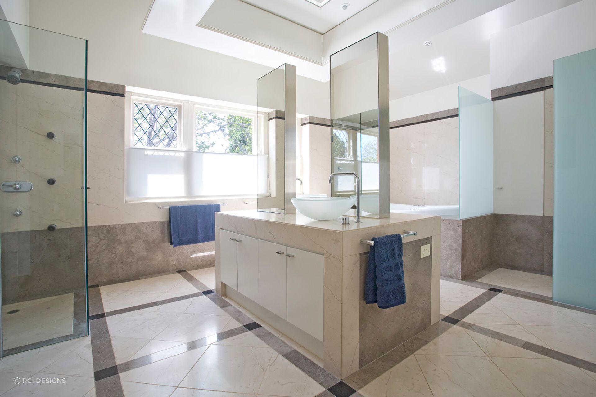 Studley Park Bathroom by RCI Designs