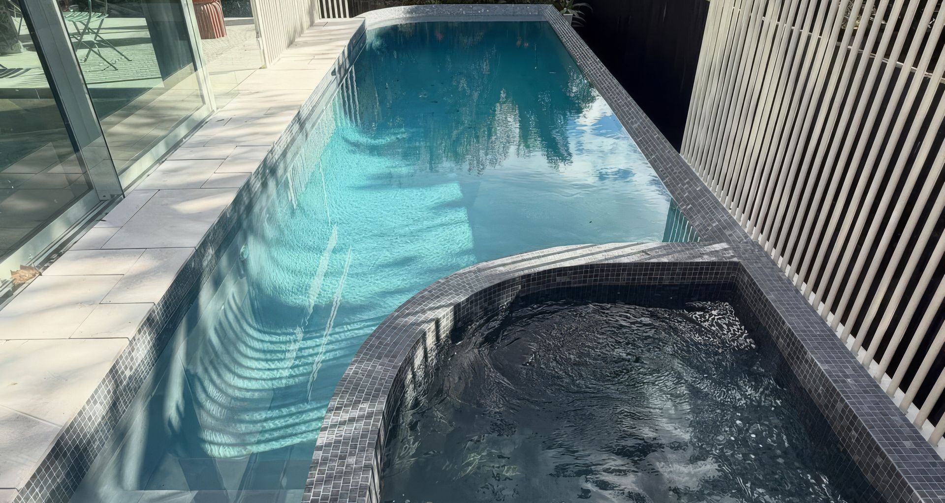 Recently completed pool and spa in Grey Lynn featuring SSL Distributors' Ultra Quartz. Pool by Pools by Design.