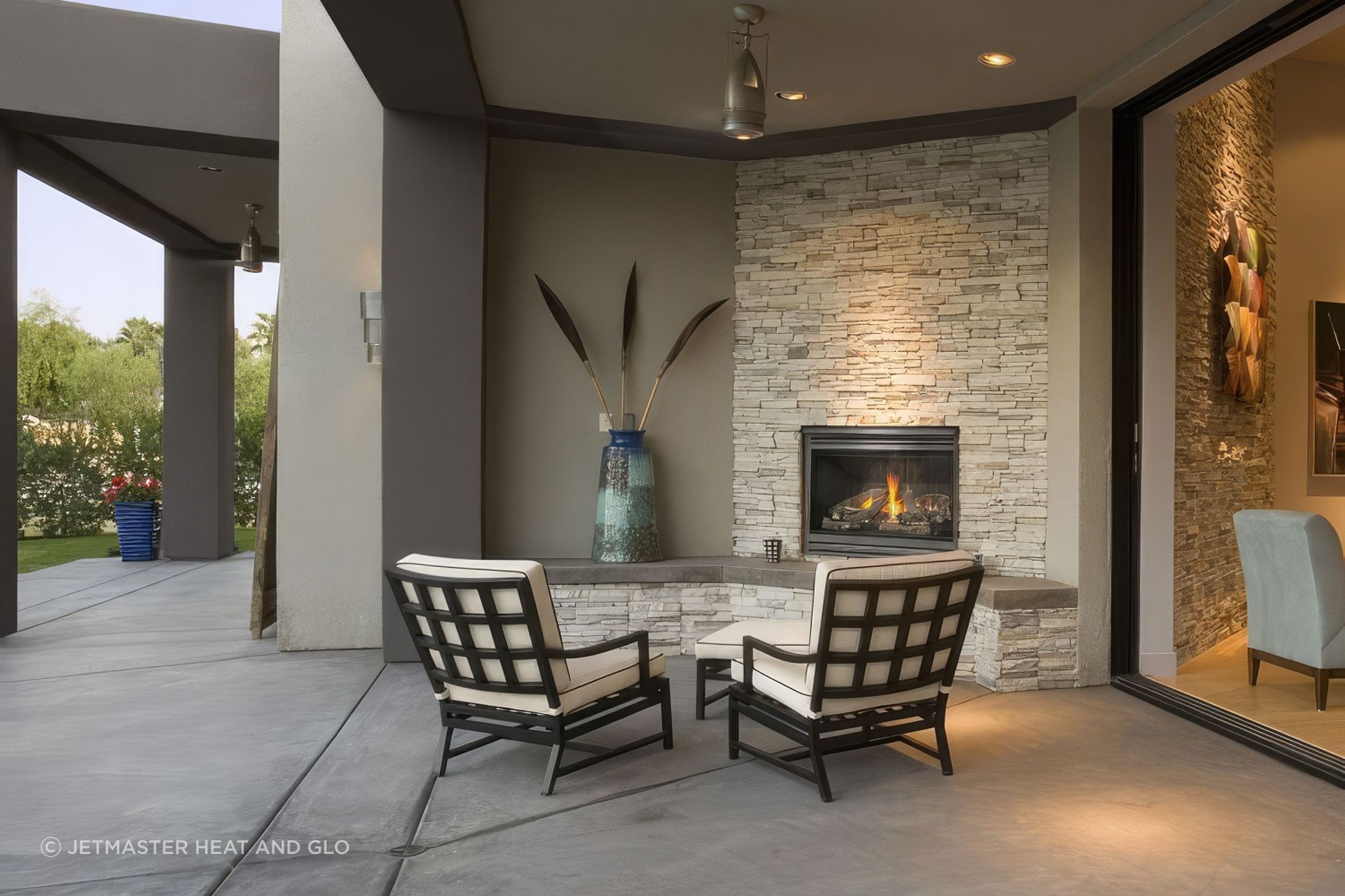 ScaledModern-outdoor-gas-fireplace-standard-scale-200x.jpeg