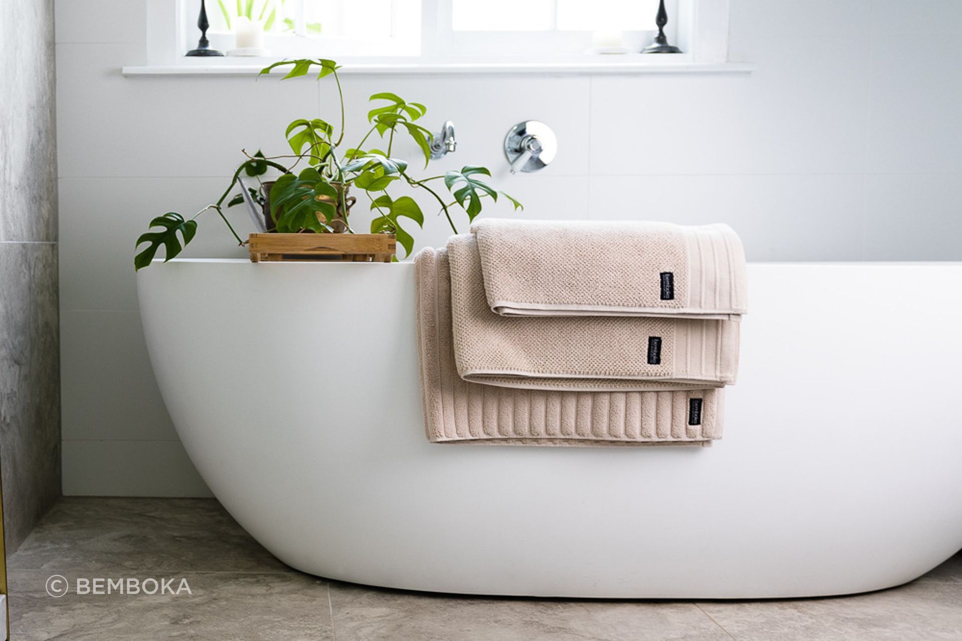 jacquard-towels-video-thumbnail-4-v2.jpg