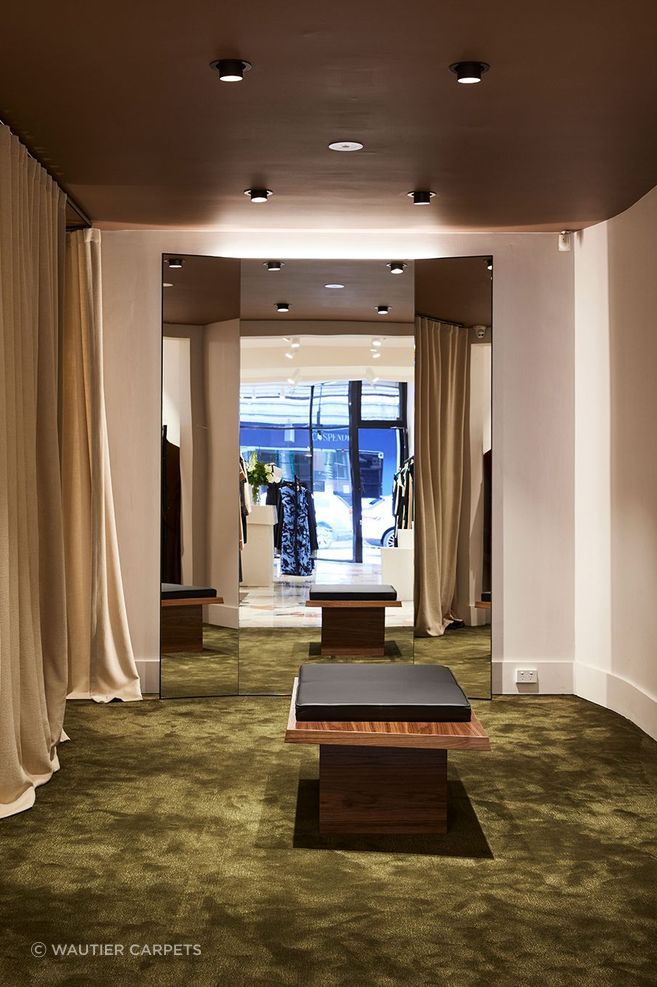 Seen in Cue Mosman, Tapis Prague’s magnificent yet subtle lustre adds depth and sophistication without overwhelming the space, aligning beautifully with the brand's distinctive aesthetic.