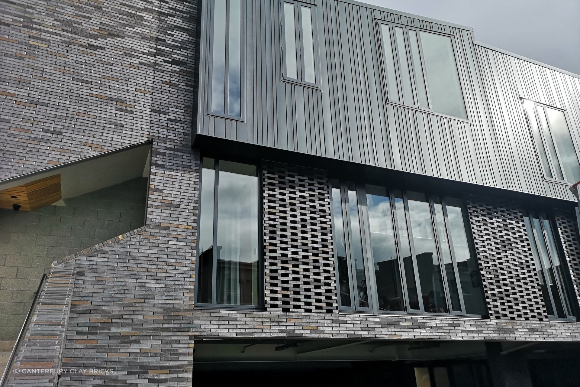 Beautiful variations in colour and texture with the Create Range Bricks from Canterbury Clay Bricks. | Photography: Patrick Reynolds &amp; Richard Thomas