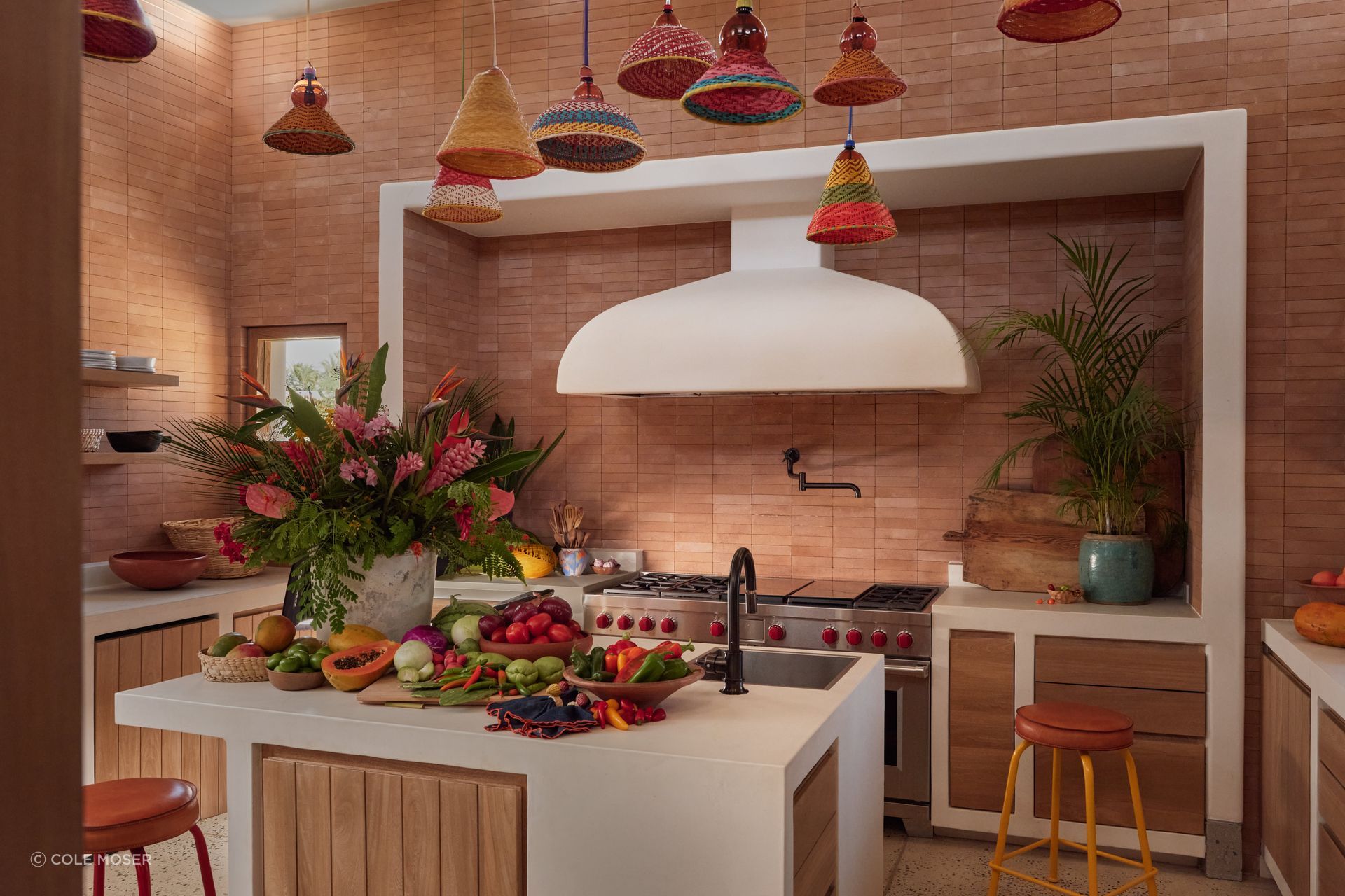 La Favorita by Light and Dwell.