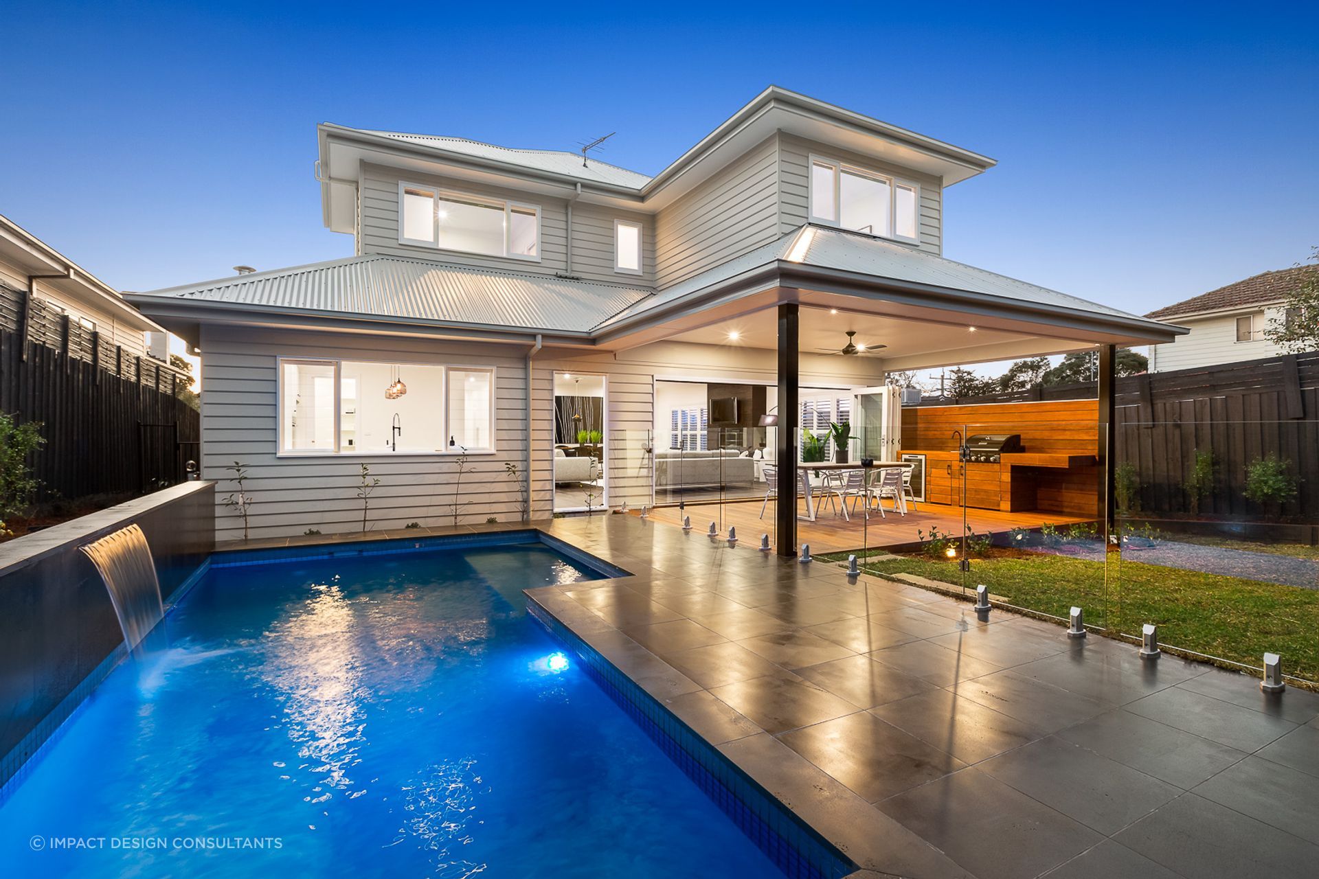 Weatherboard slats effectively cover a house's front and back exteriors. It's a popular choice for traditional Australian homes, beach houses, sheds, garages, and home extensions. Featured project: Extension &amp; Renovation Mitcham.