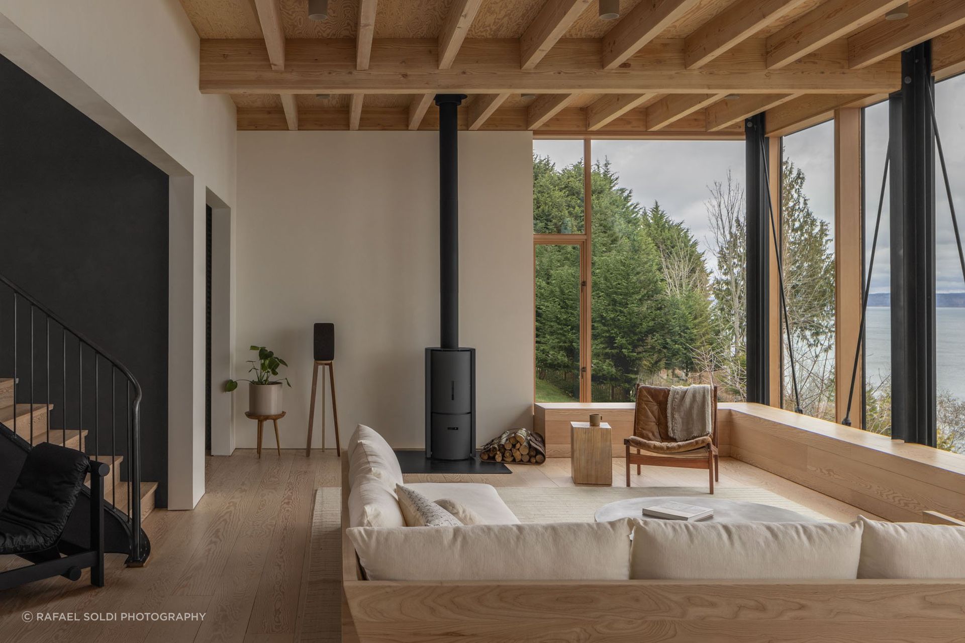 At Reframe Residence, everyday rituals are given their own carefully sheltered moments, with spaces for cooking, listening and working positioned as quiet apertures to the Puget Sound landscape.
Architecture: Studio PHH Architects