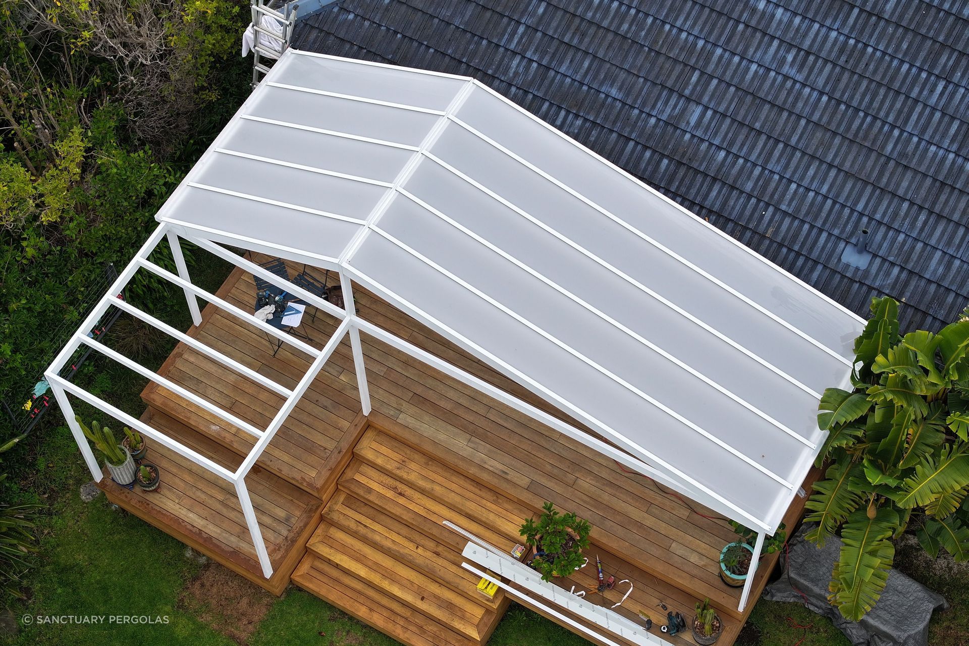 Post and rafter size can be customised to give different looks.