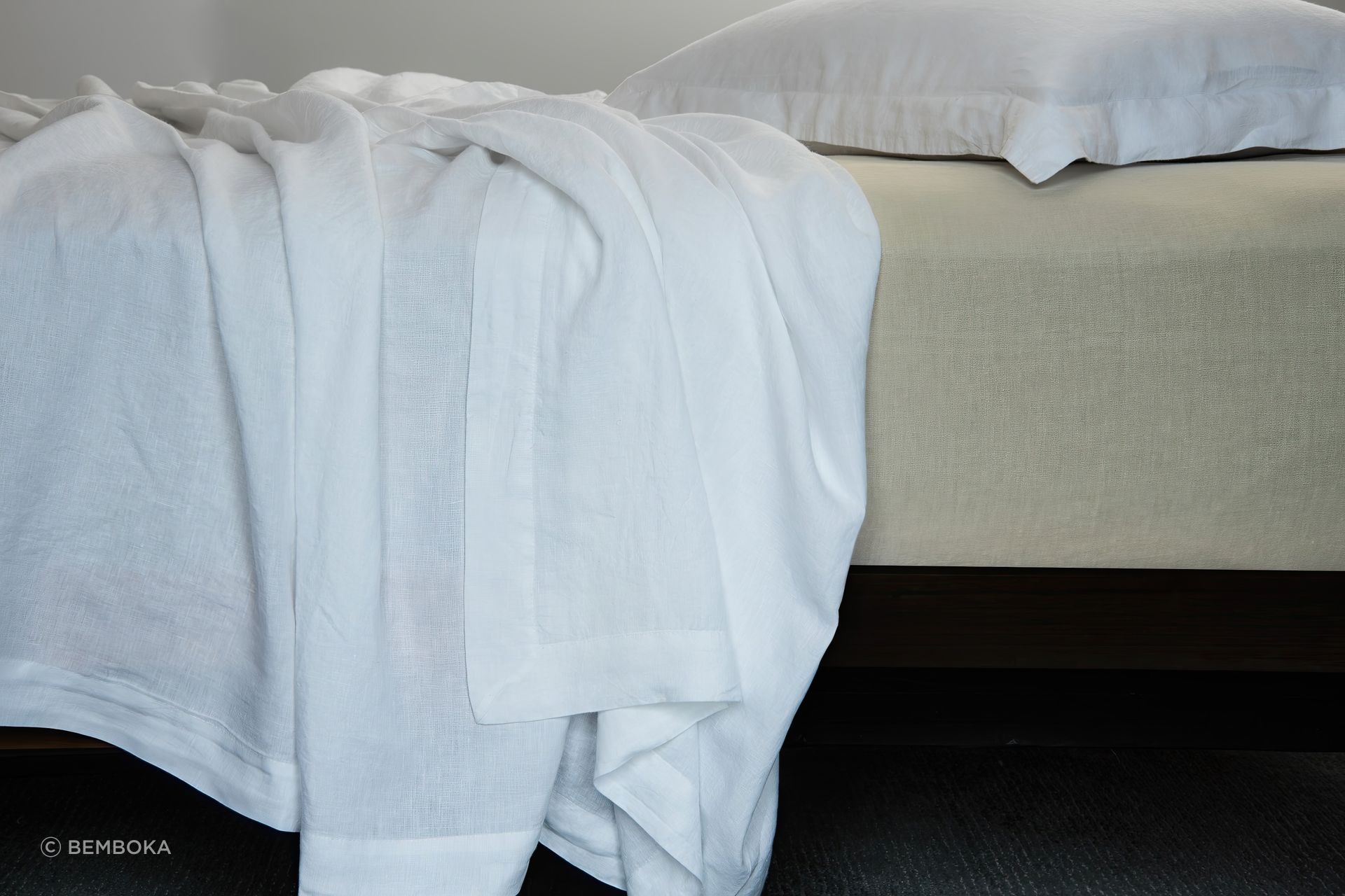 linen-in-white-and-stone-colours-gigapixel-cgi-2000h.jpeg