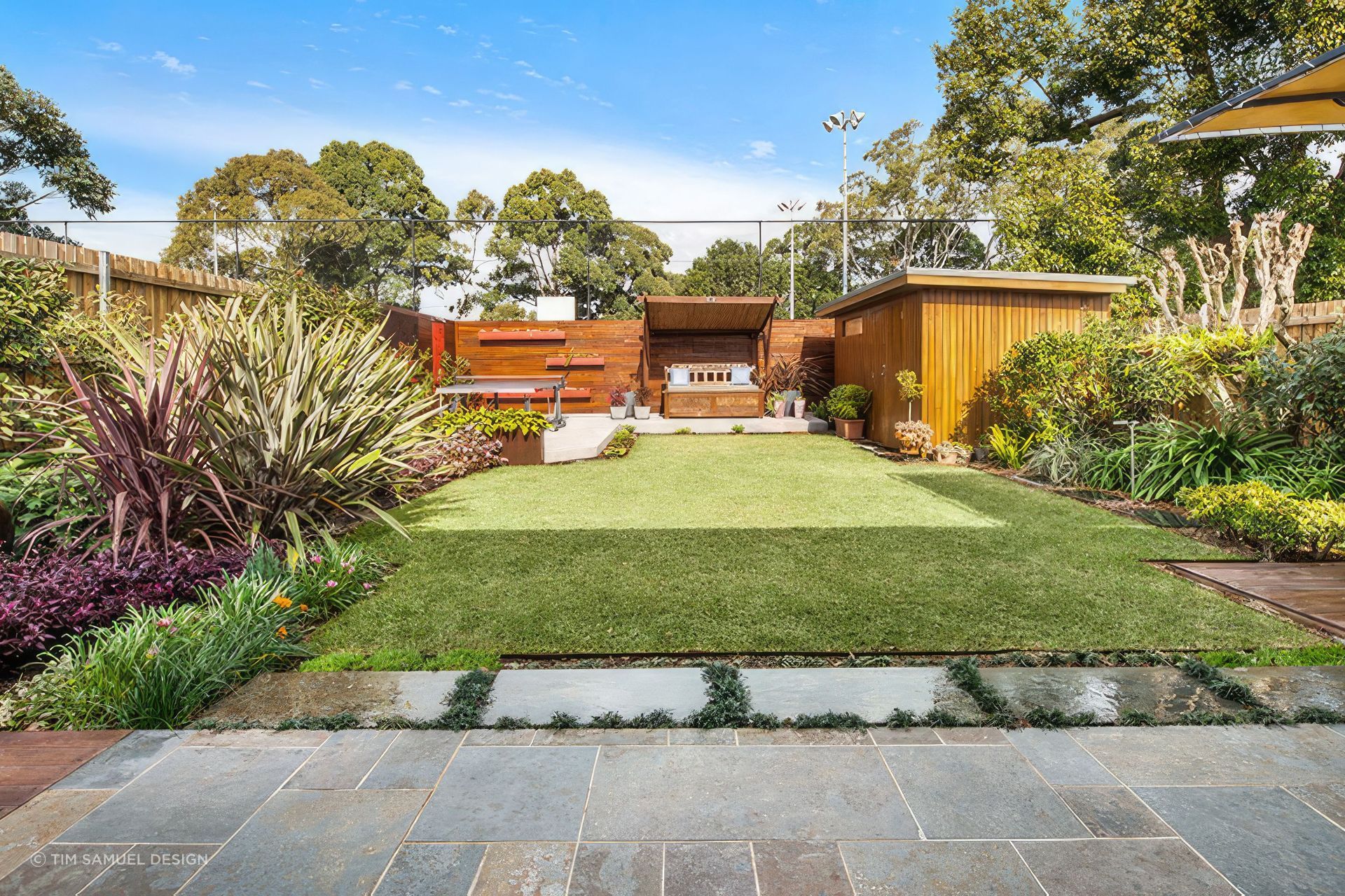 upStrathfield-Garden01Tim-Samuel-Design-1-fix-standard-scale-400x-v3.jpg