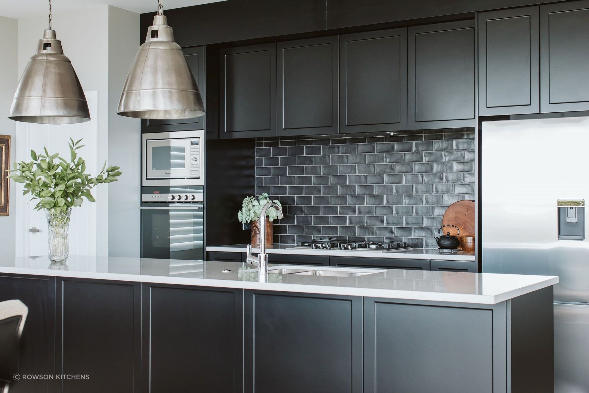 The top selling Ronda profile is the classic and a best seller for Dezignatek. Shown here in Black Satin.