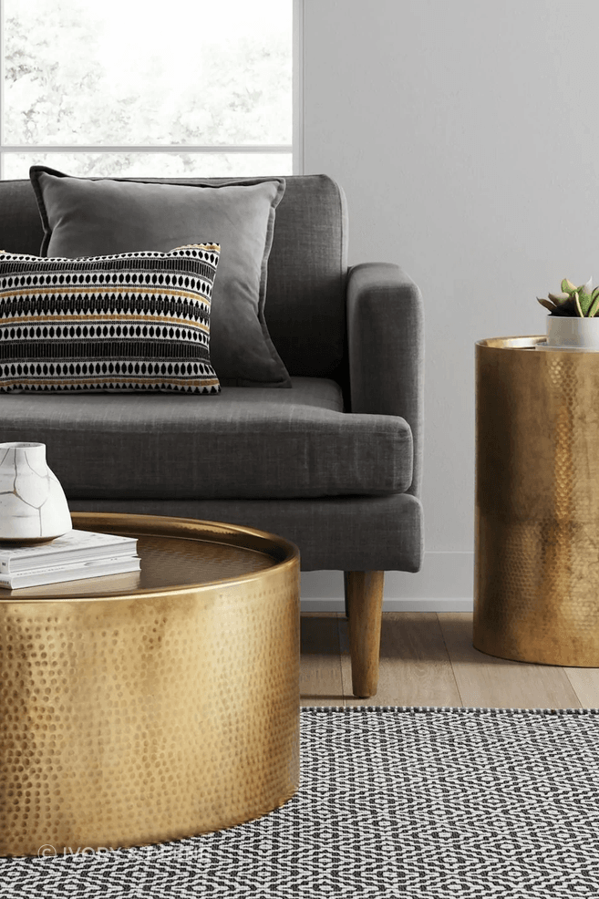 IVD803-hammered-brass-coffee-table-2e7f432bb-2332-4792-8d00-ff428bc2b0181800x1800jpg.png