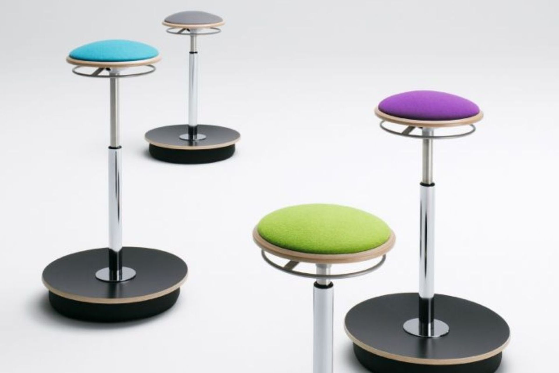 Nowy Styl Belise Stool by Bowermans