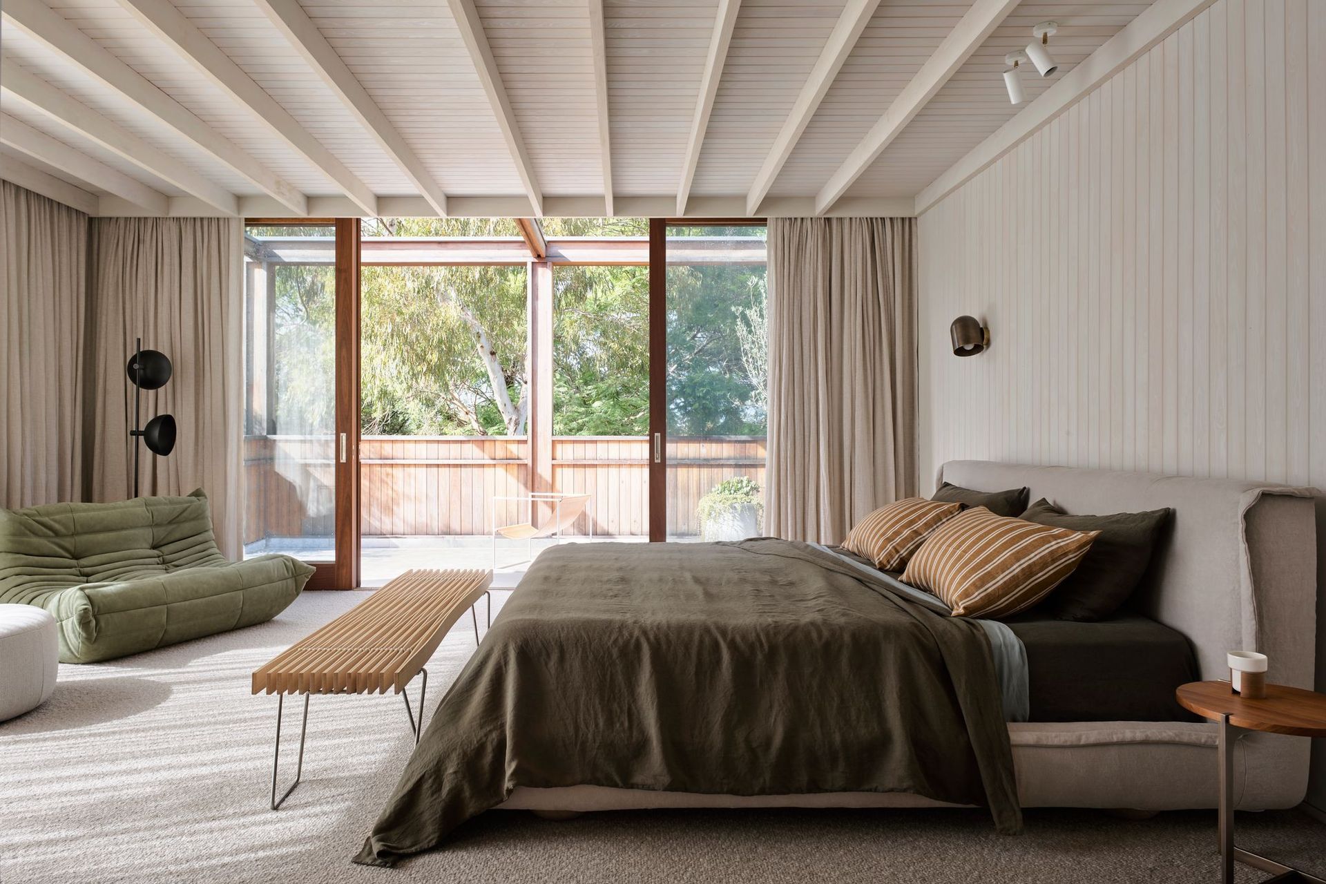 Spotted Gum House Alexander &amp; Co. | Photography by Anson Smart