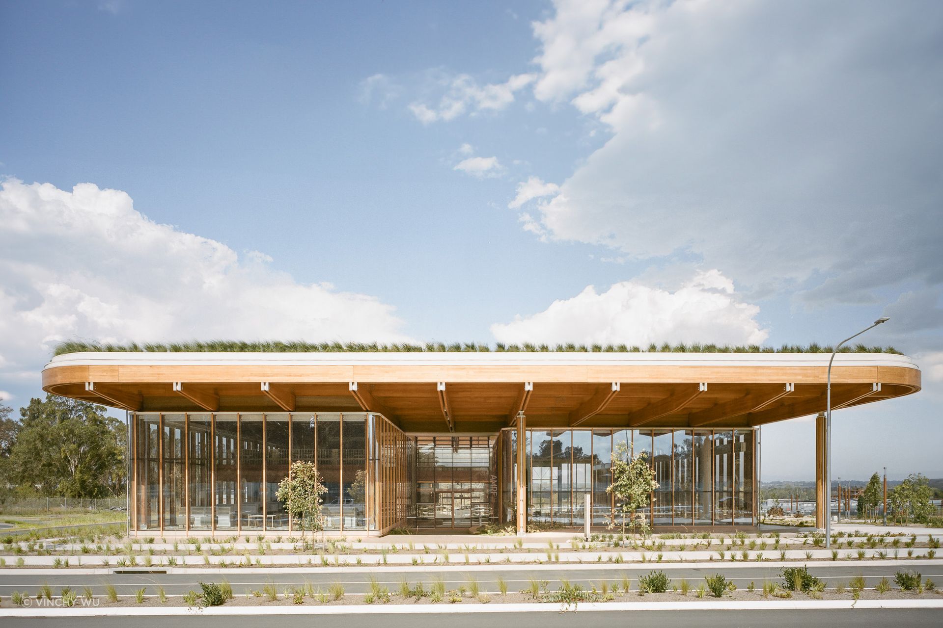 Advanced Manufacturing Readiness Facility First Building in Bradfield, NSW incorporates ASH's glulam mass timber solution, MASSLAM. Photo: Vinchy Wu