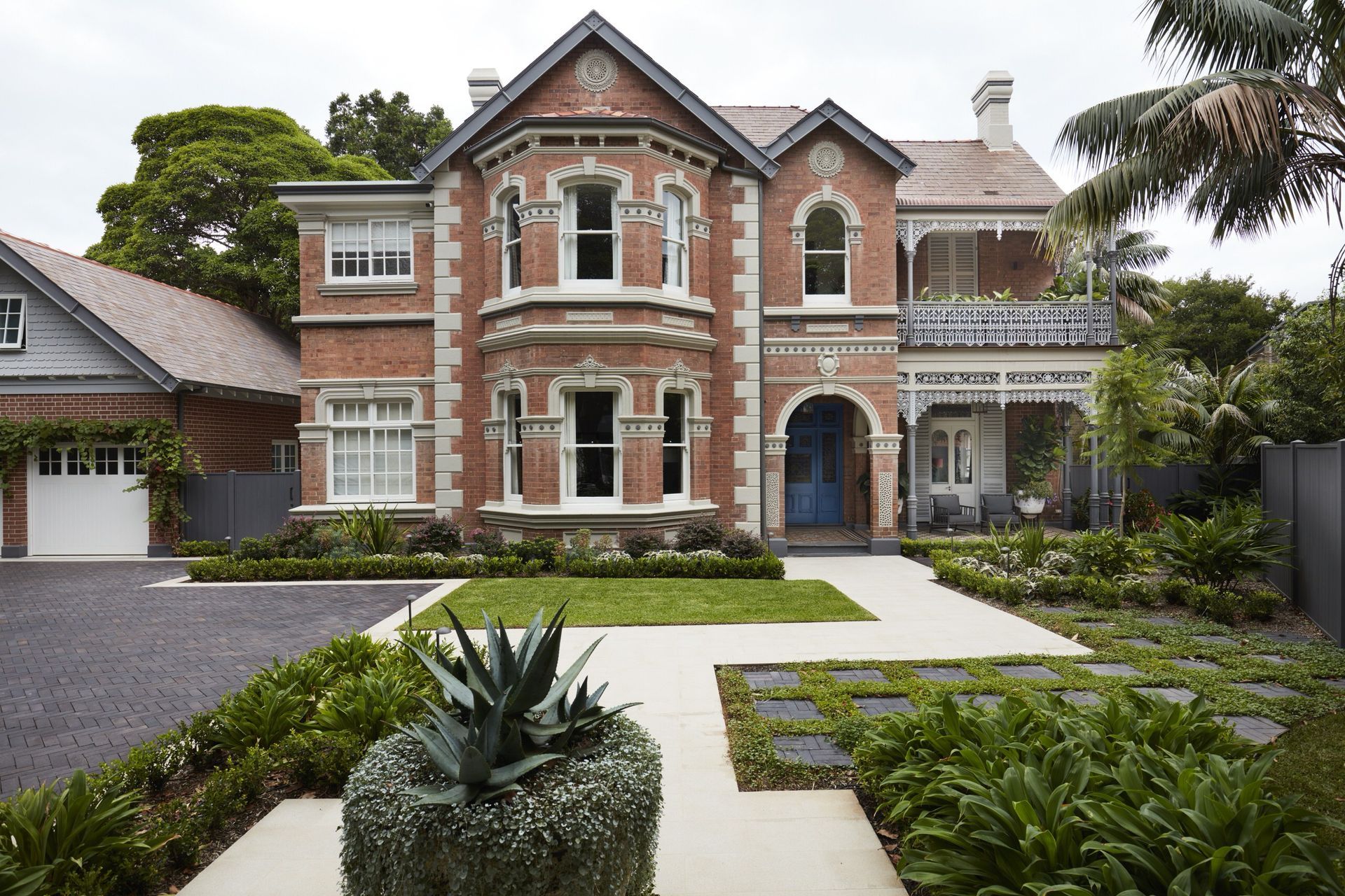 Alma Residence by Architelle | Photography by Prue Ruscoe